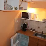 Kameralny Z Oddzielnym Wejsciem- Blisko Pkp Διαμέρισμα